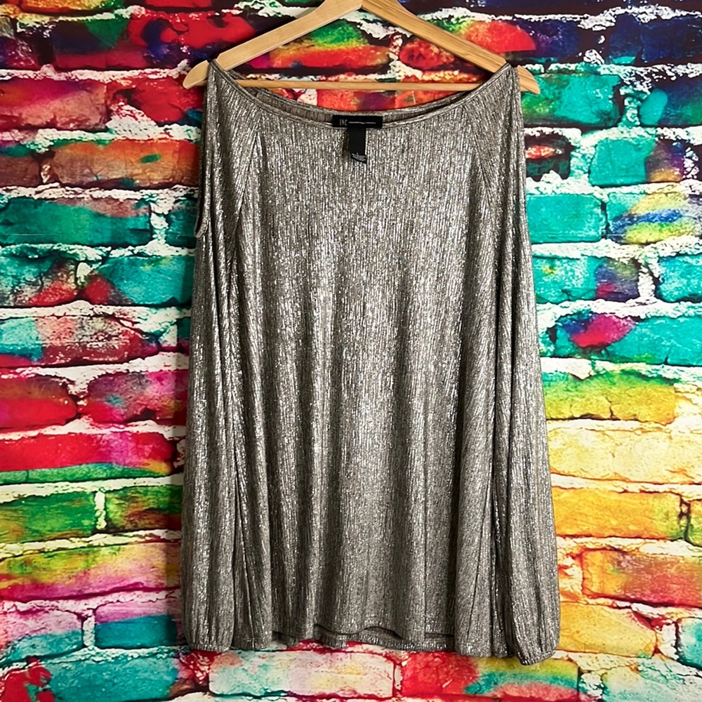 Perfect Holiday Party Top 0127